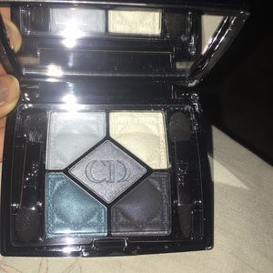 Christian Dior eyeshadow pallet New !!!